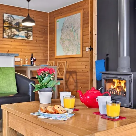 Finest Retreats - Blake Fell *